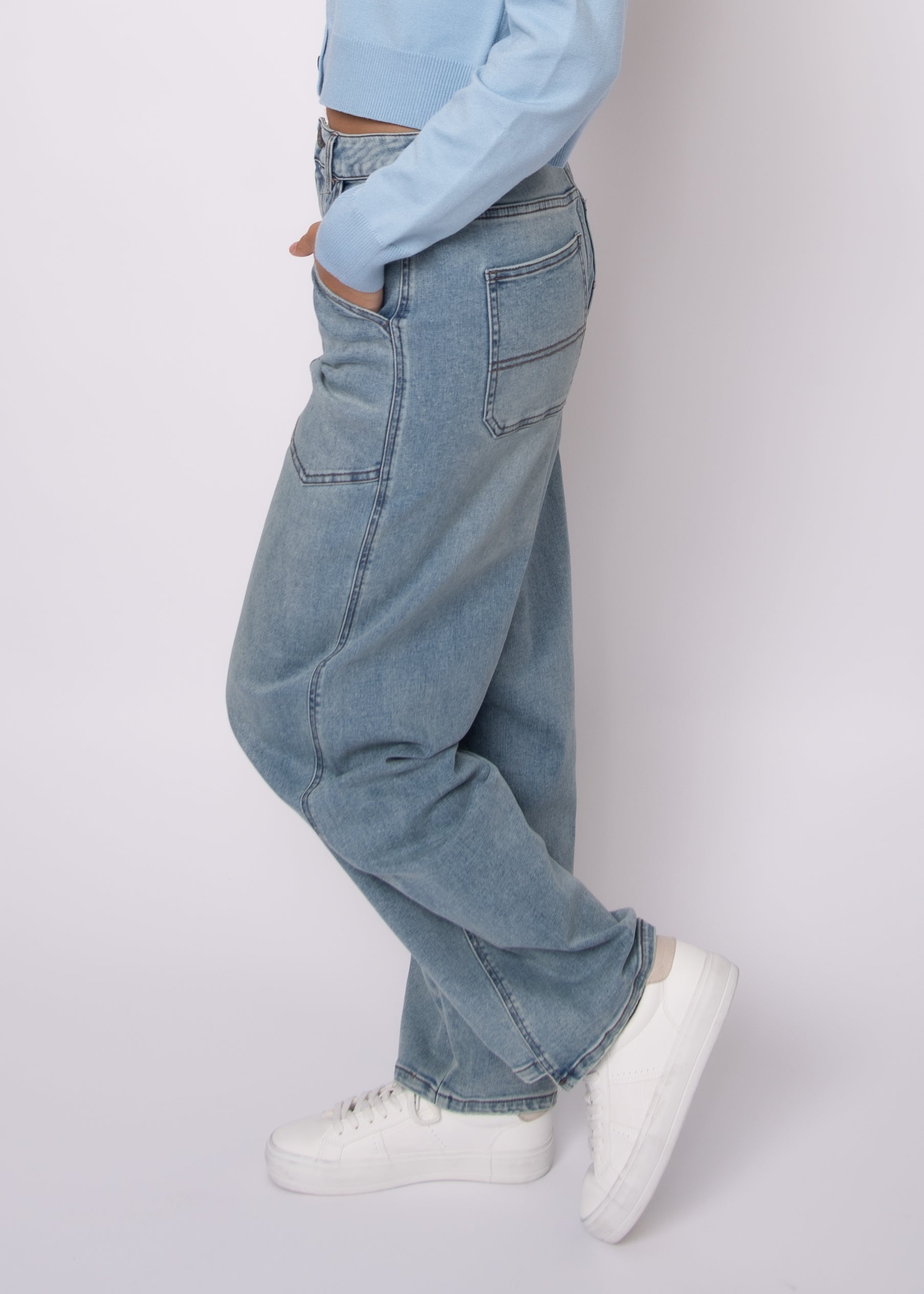 MILLA STRETCH PANTS - LIGHT WASH DENIM