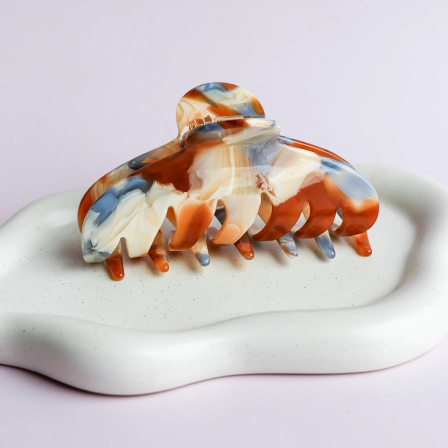 THE AGATHA CLAW CLIP - BLUE GREY MULTI