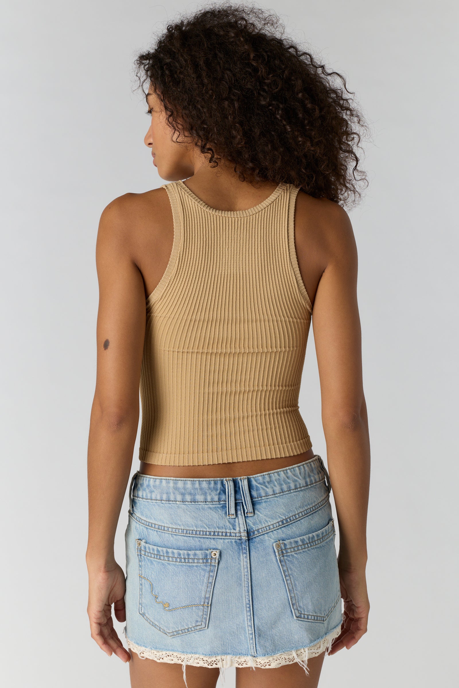 FREE PEOPLE CLEAN SLATE SEAMLESS TANK - OAT LATTE