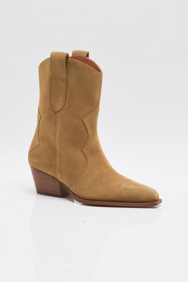 *PRE ORDER* FREE PEOPLE CAT NAP COWBOY BOOT - CAMEL SUEDE