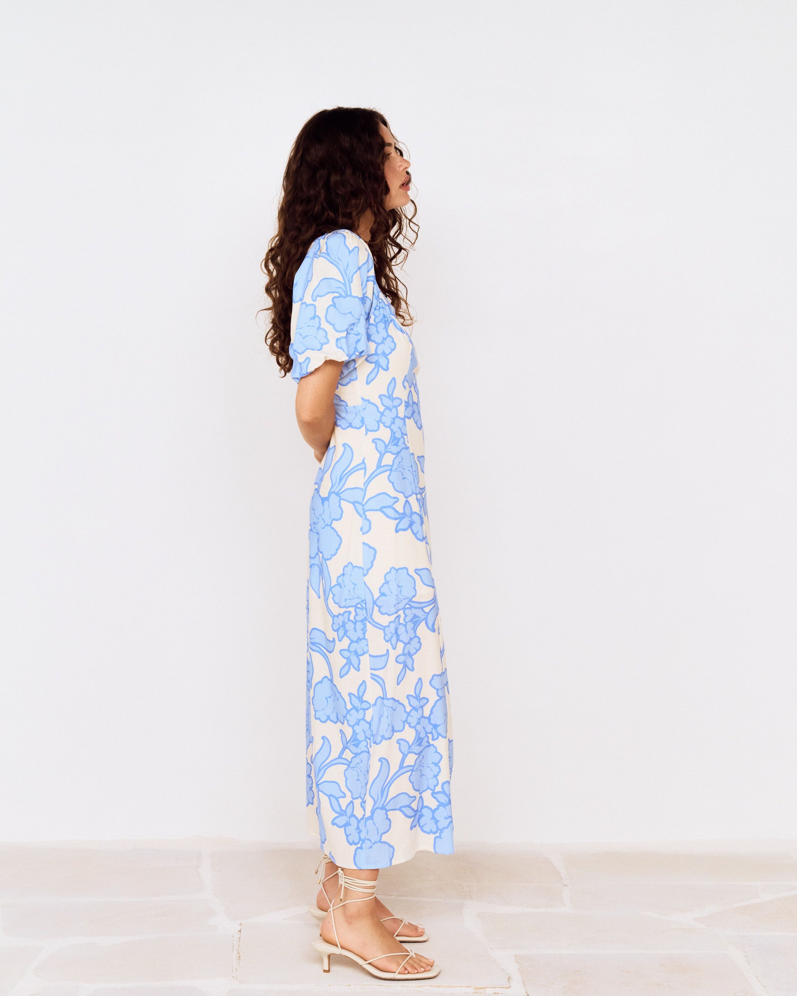 MP ALESSIA SLEEVED MIDI DRESS - BLUE FLORAL