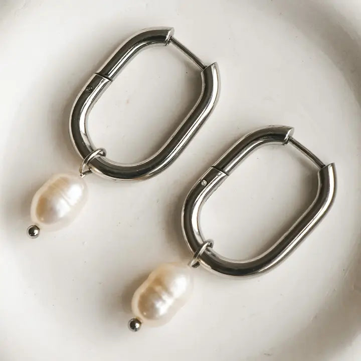RADYA FRESHWATER PEARL RECTANGLE HOOPS - SILVER