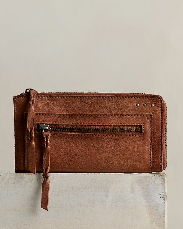 FREE PEOPLE EMERSON LEATHER WALLET - SADDLE