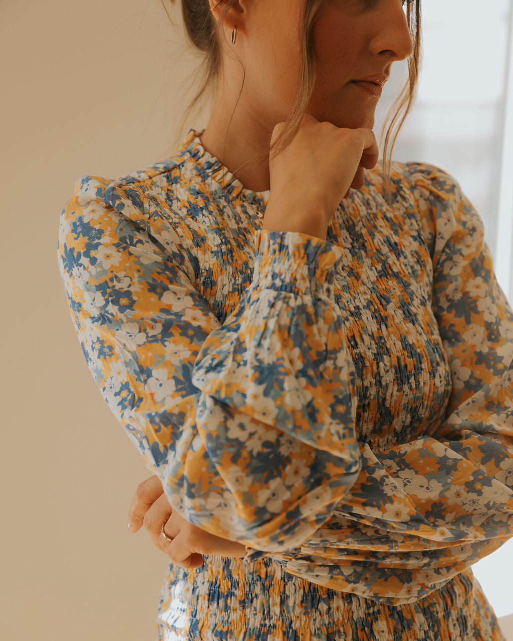 DAZZLING BLOOM SMOCKED DRESS - LIGHT BLUE FLORAL