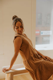 KEEPING IT CASUAL TIERED DRESS - BROWN