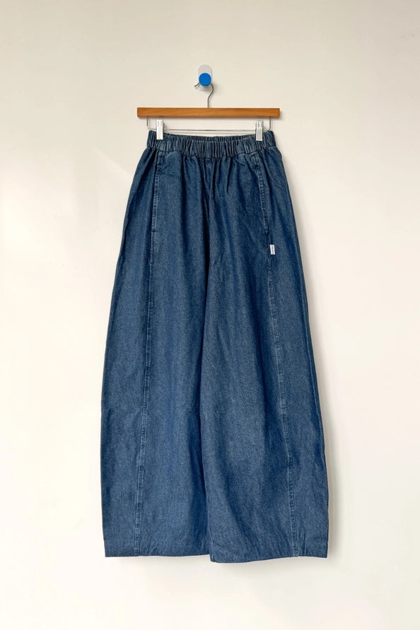 LE BON SHOPPE PARACHUTE PANTS - DENIM BLUE