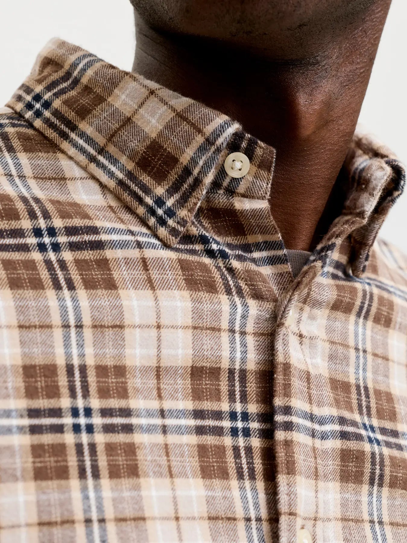 JJ FIELD CHECK BUTTON DOWN SHIRT - COCOA