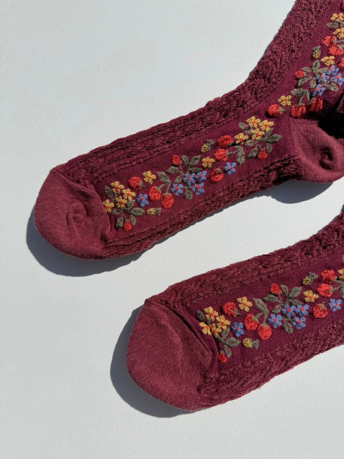 WILD STRAWBERRY SOCKS - BURGANDY
