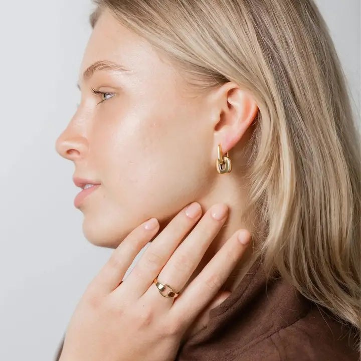SUNNY SUNDAY IZZIE DOUBLE HOOPS - GOLD