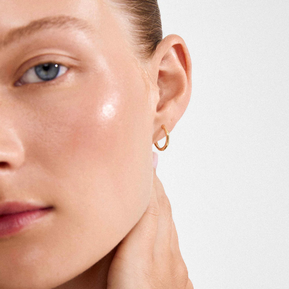PILGRIM NOVA SMALL HOOP EARRINGS - GOLD