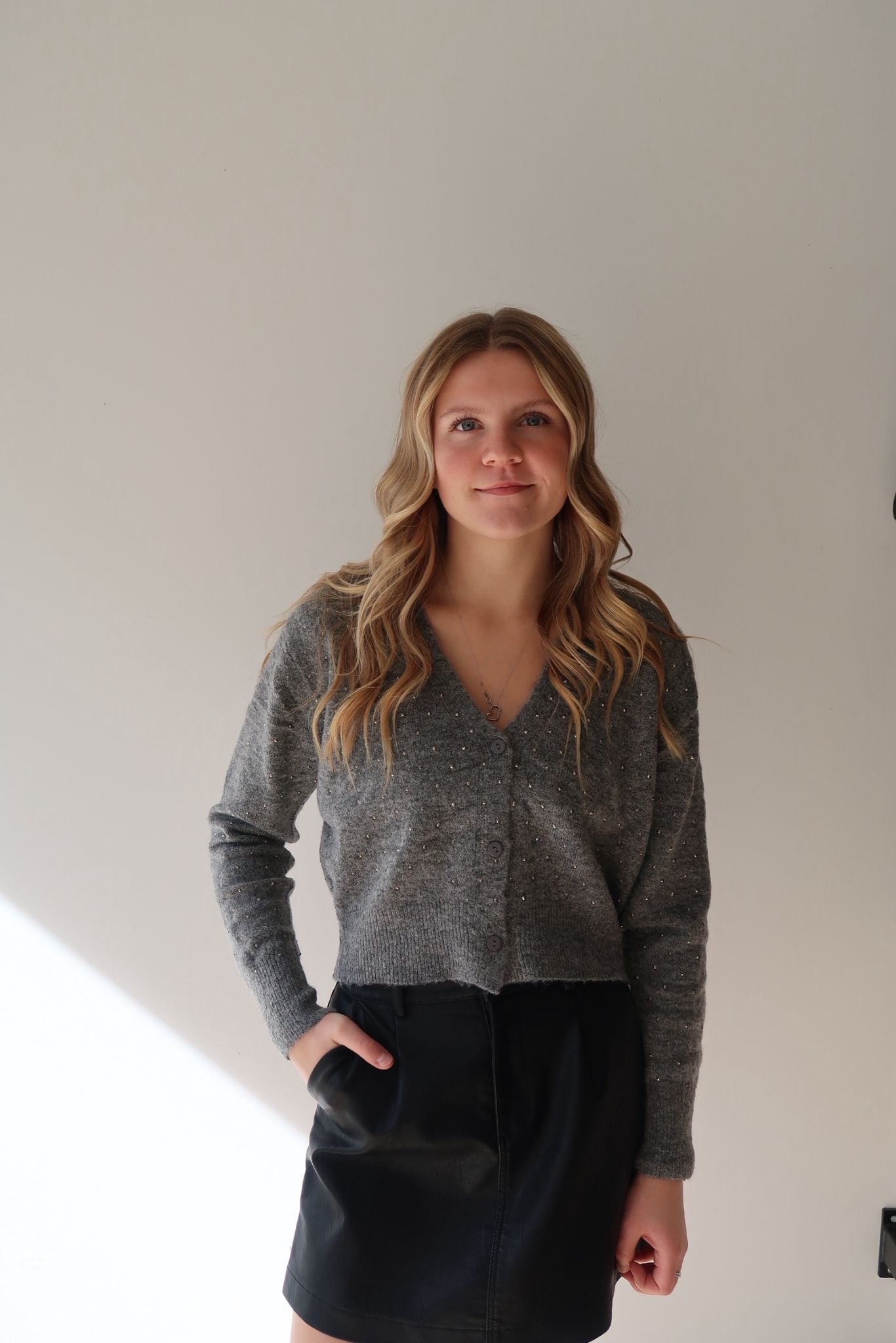 RD TESNI LONG SLEEVE V-NECK CARDIGAN - GREY