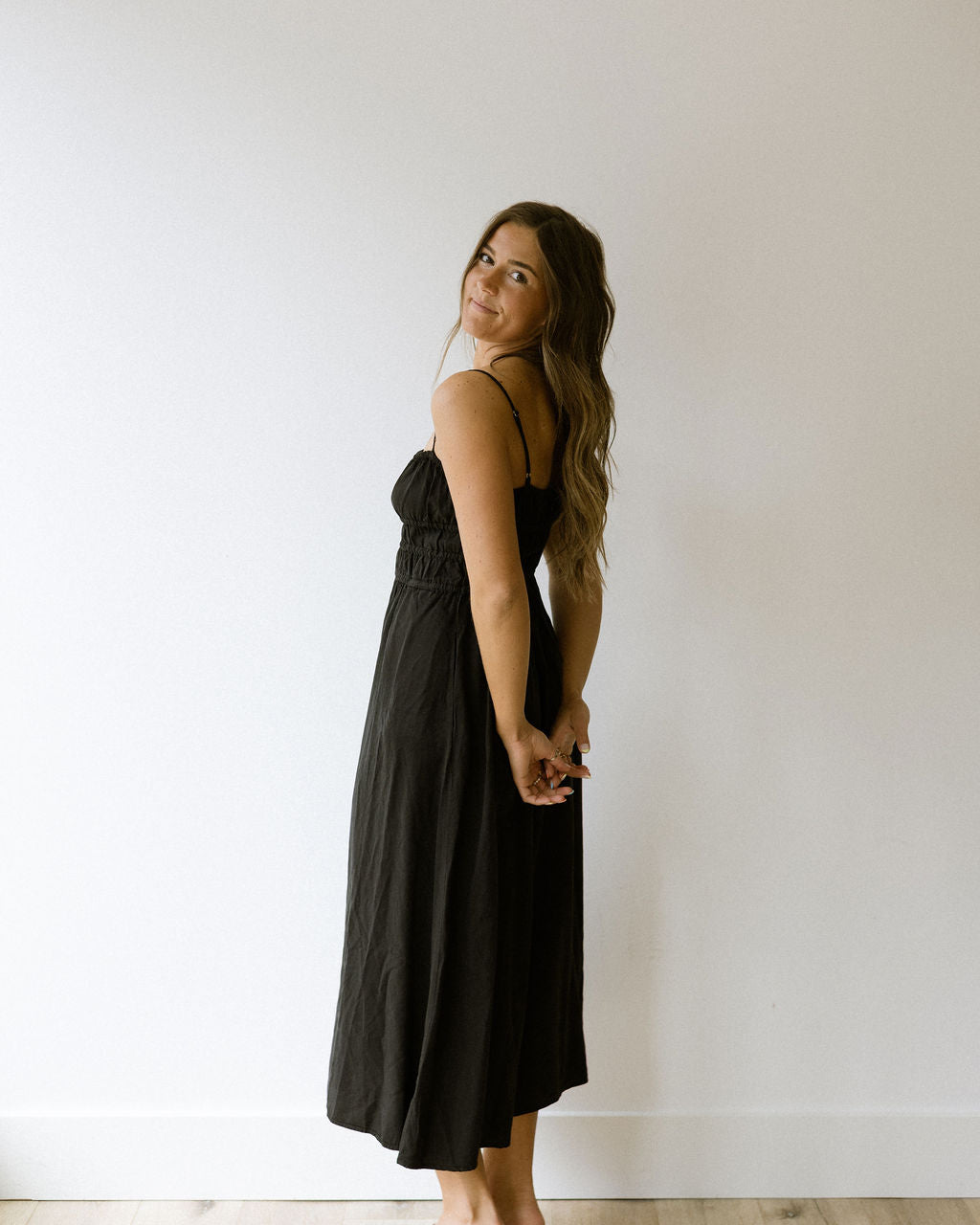 VELVET HEART TANELLA MIDI DRESS - BLACK