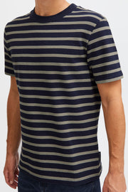 CASUAL FRIDAY THOR STRUCTURED TEE - VETIVER