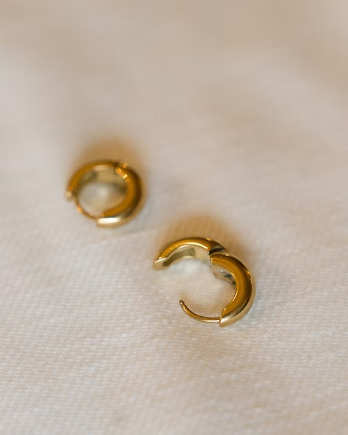 GOLDEN ACRE AUSTIN EARRINGS - GOLD