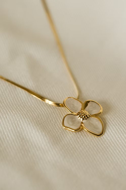 GOLDEN ACRE NYLA NECKLACE - GOLD