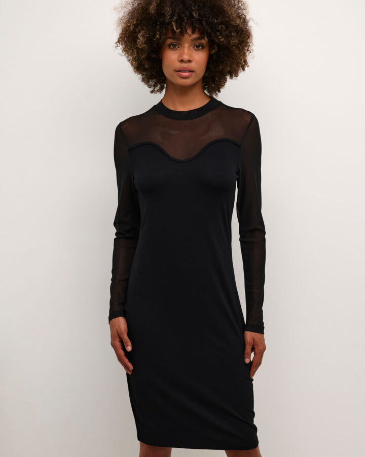 XENI FITTED DRESS - BLACK