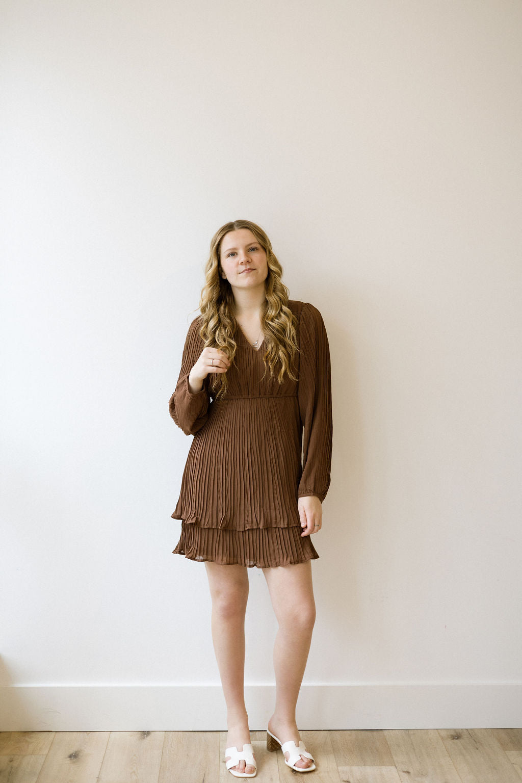 VM DORA V NECK LS DRESS - COCOA BROWN