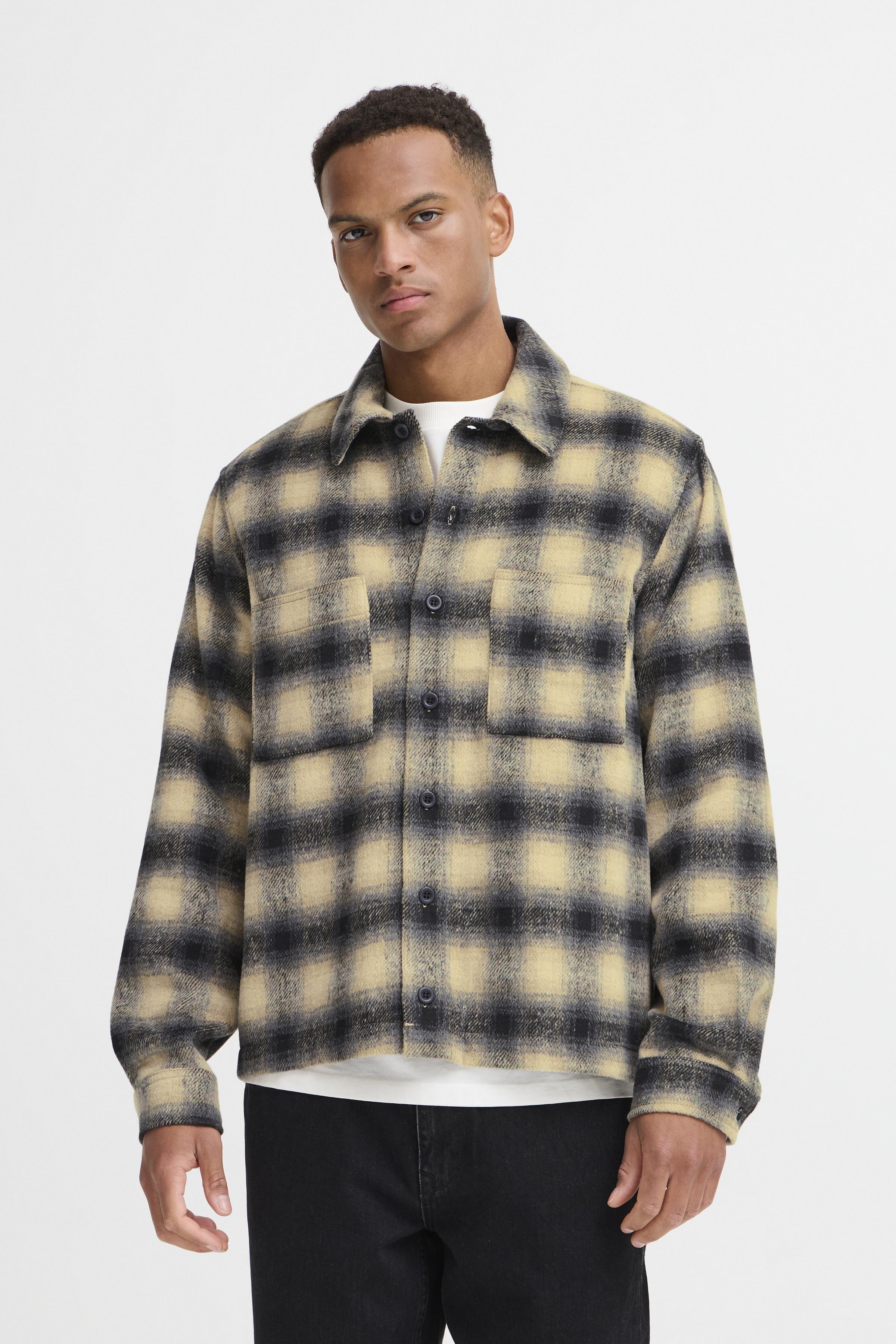 MENS DRESS SHIRTS + FLANNELS – On Trend