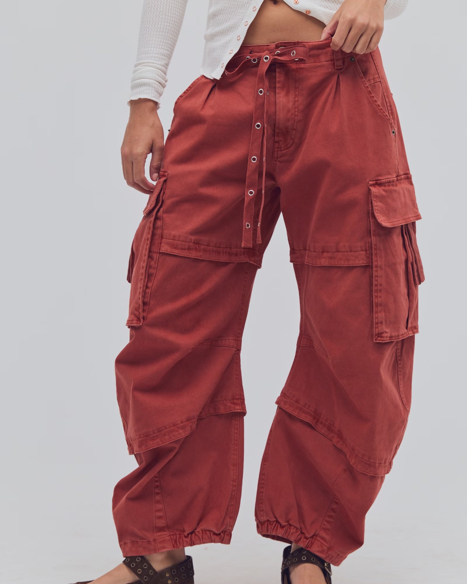 FREE PEOPLE REEF CURVED CARGO TWILL PANT - BURNT CHILIS