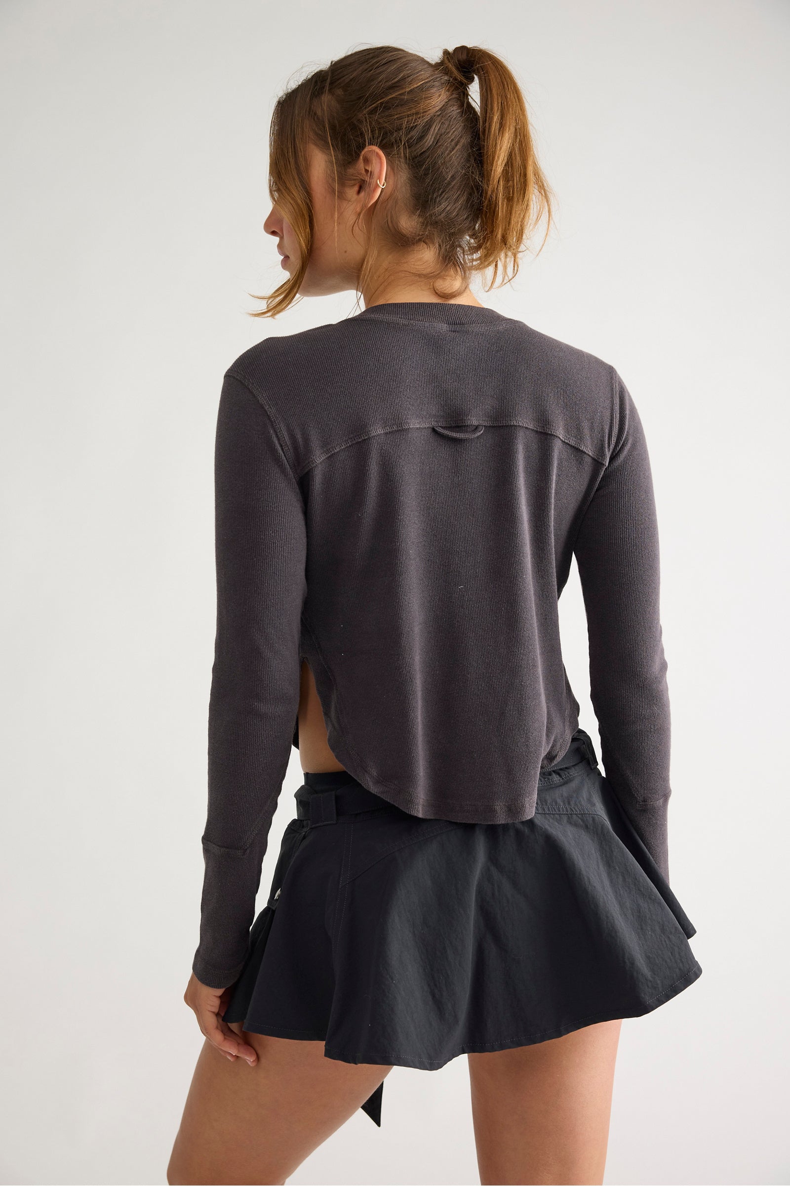 FREE PEOPLE COOL DOWN CREW LONG SLEEVE - BLACK