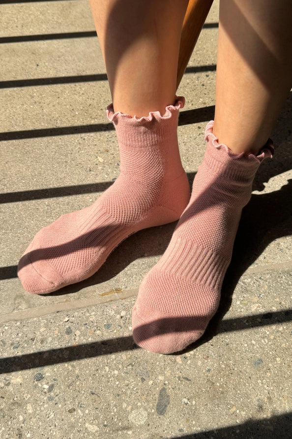 LE BON SHOPPE RUFFLED HUGGER SOCKS - VINTAGE PINK