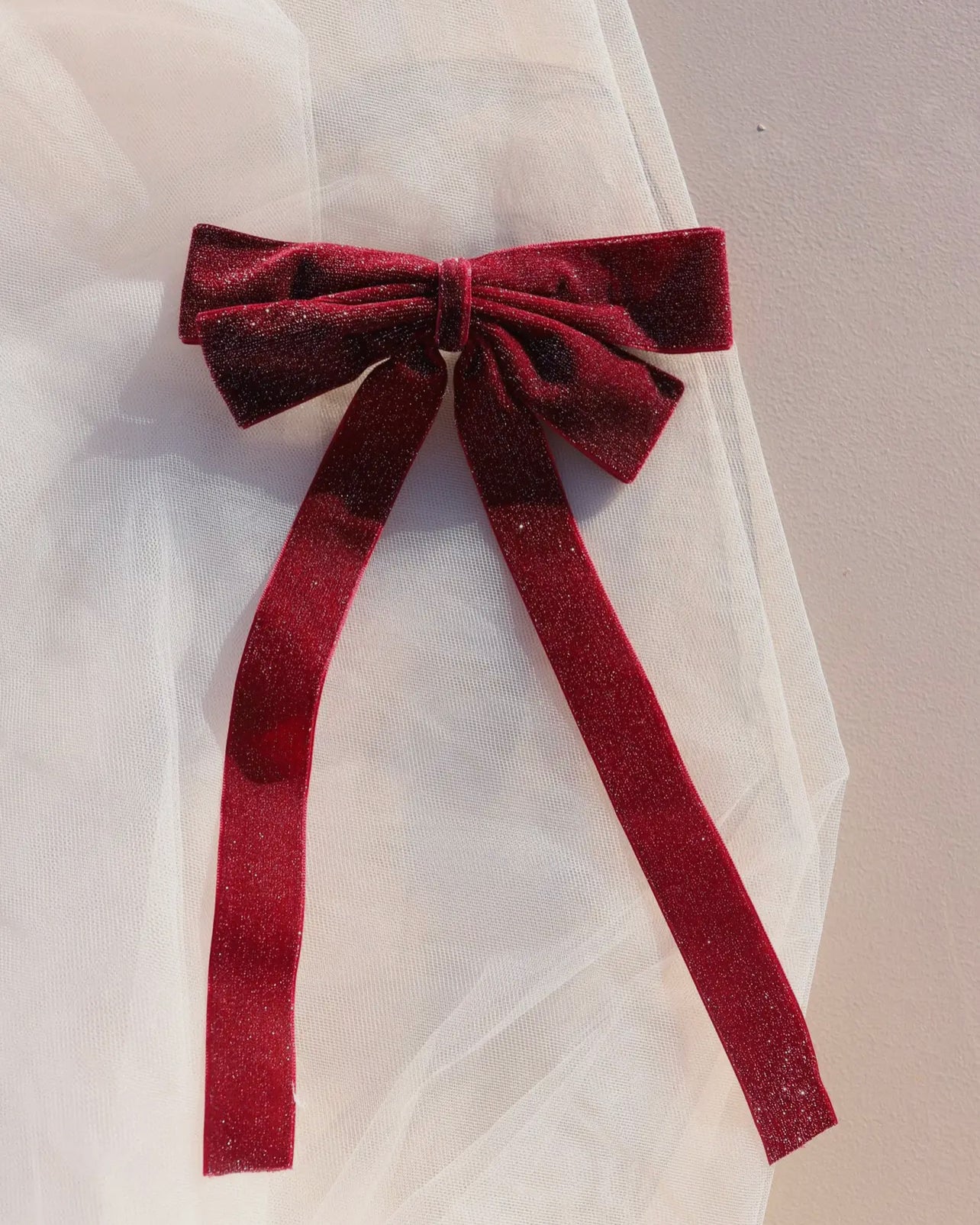 THE HOLIDAY BOW - CHERRY RED