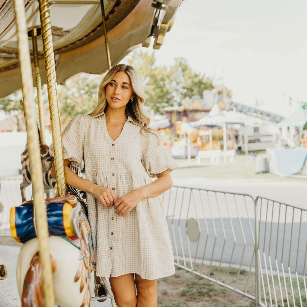 THE CHEYENNE PRINTED DRESS - OATMILK GINGHAM