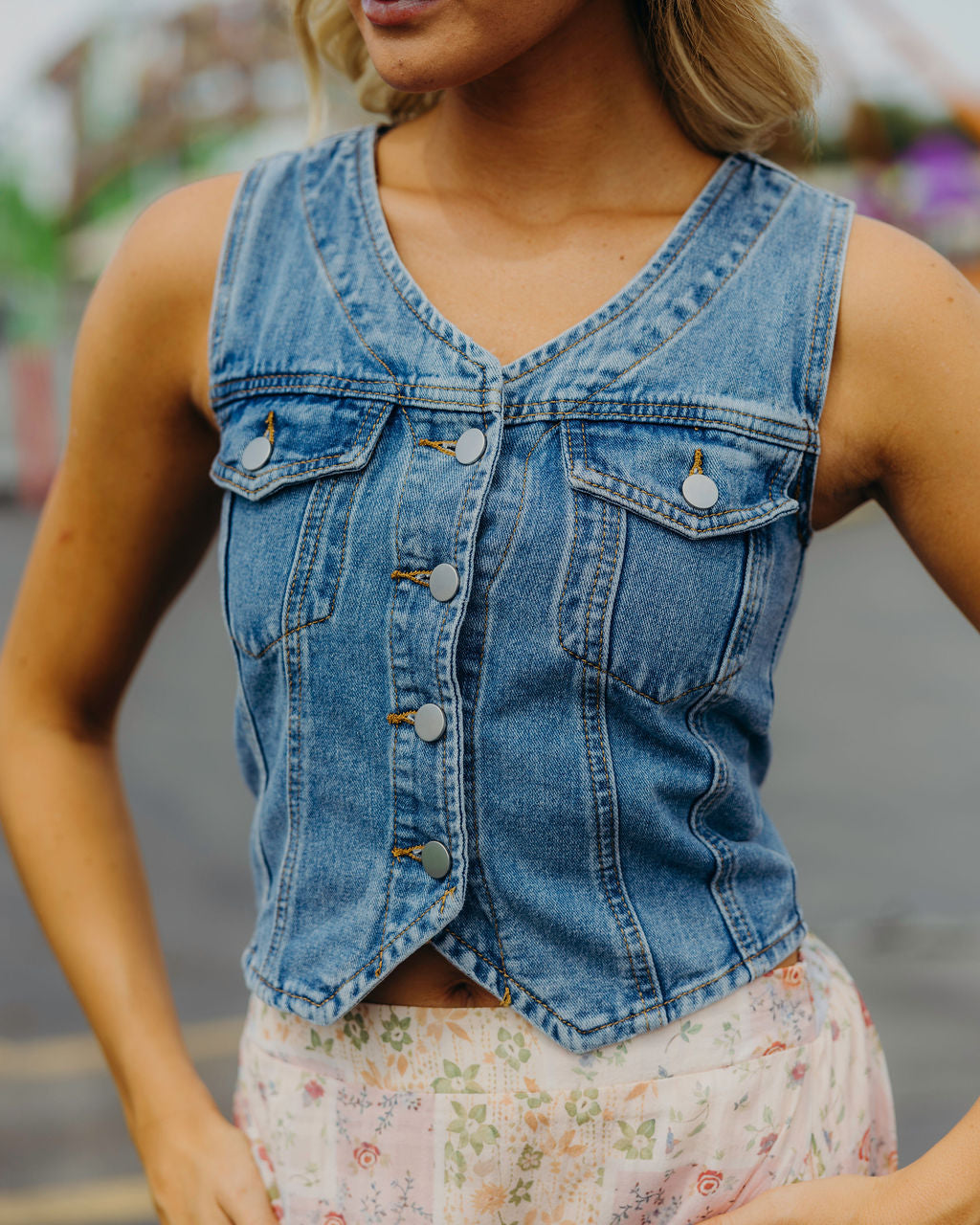 THE DENIM VEST - MEDIUM WASH