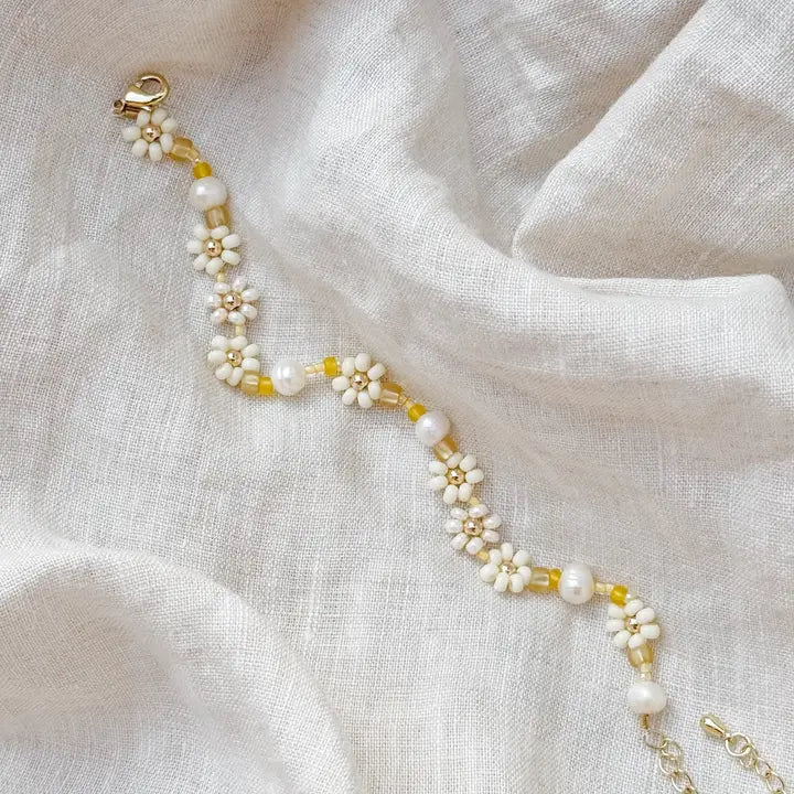 OAK + EVE GOLD FILLED DAISY BRACELET - BUTTERCUP
