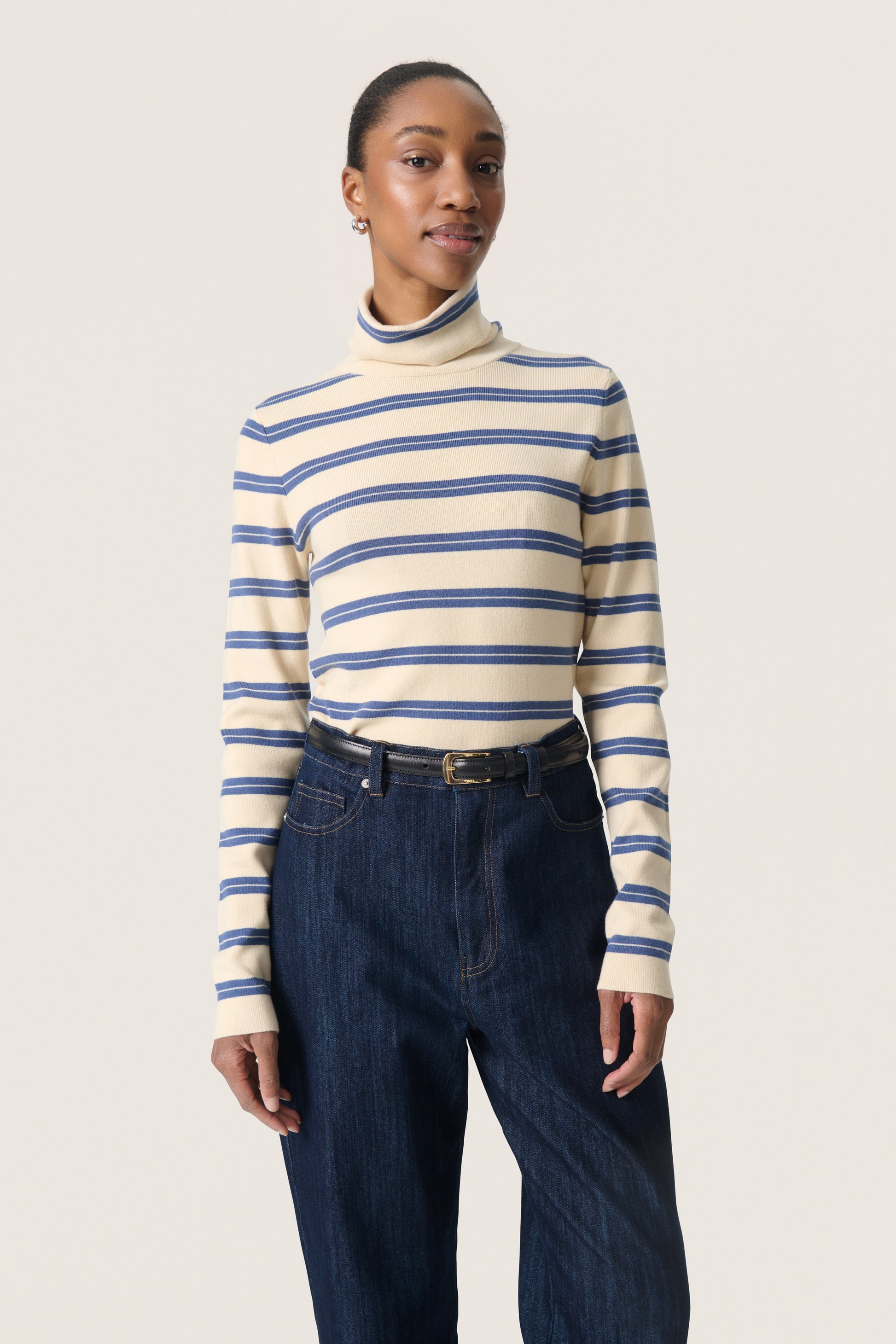 SOAKED SPINA STRIPED ROLLNECK - DOESKIN W BIJOU BLUE