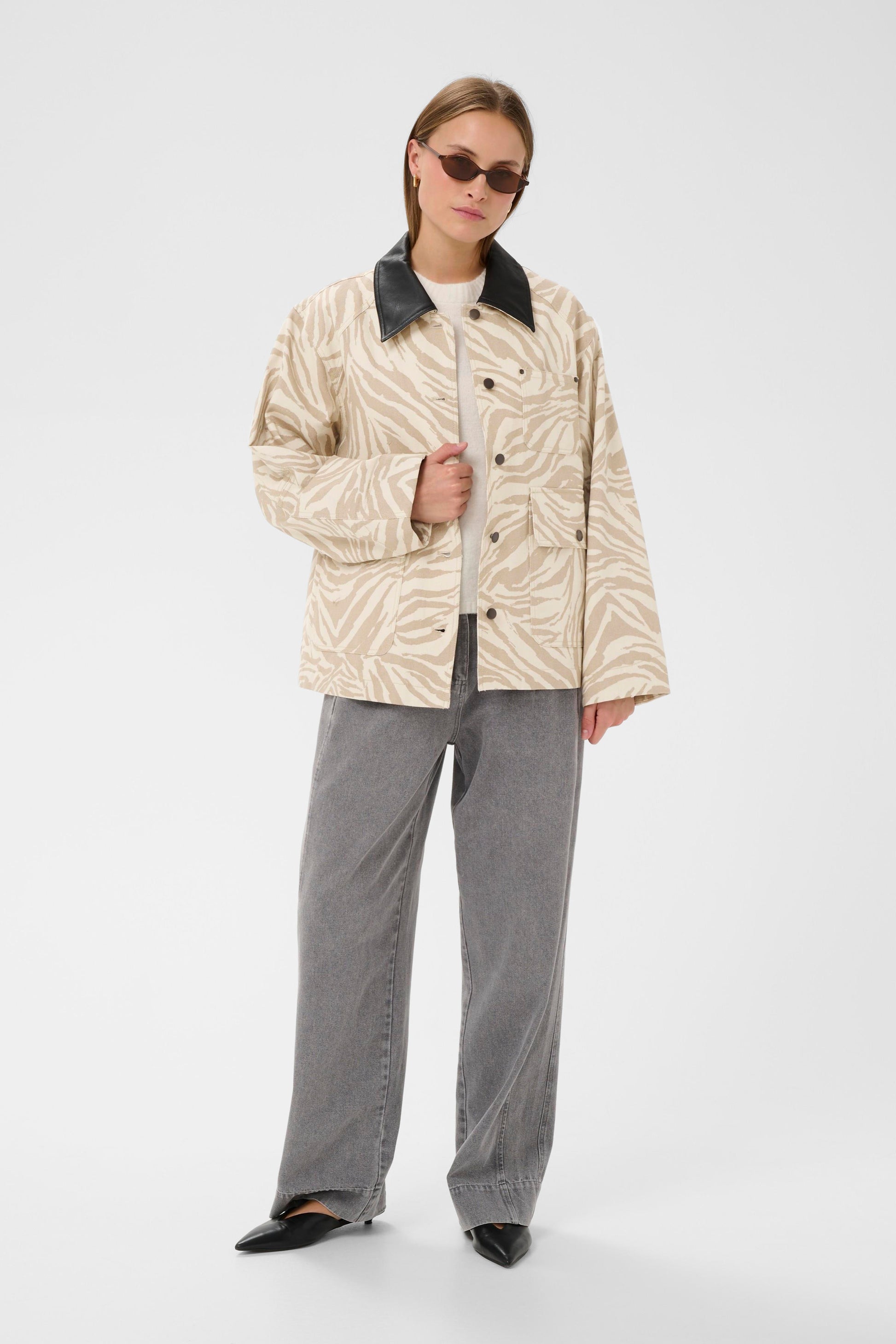 SOAKED NATALIE PRINTED JACKET - TAUPE