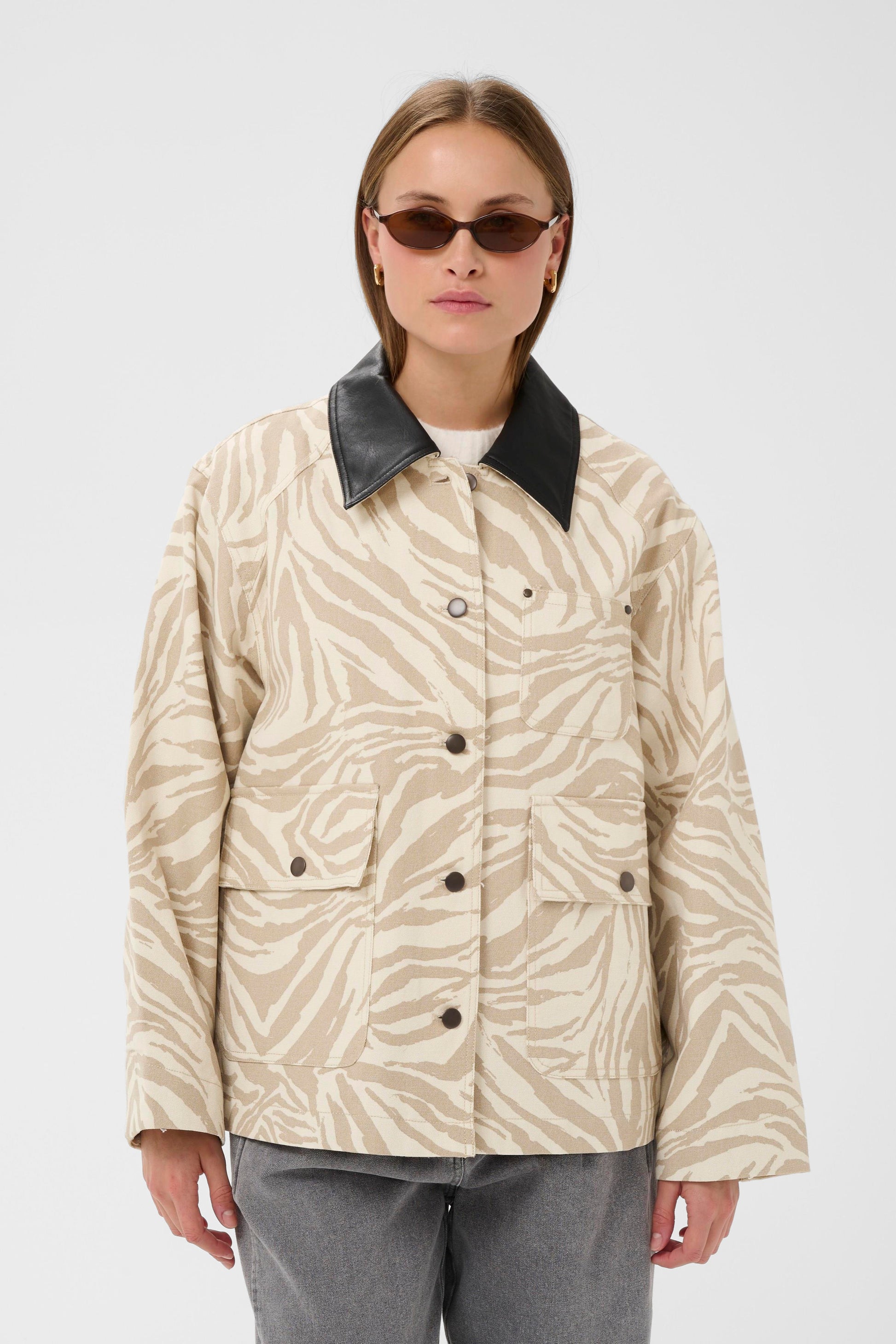 SOAKED NATALIE PRINTED JACKET - TAUPE