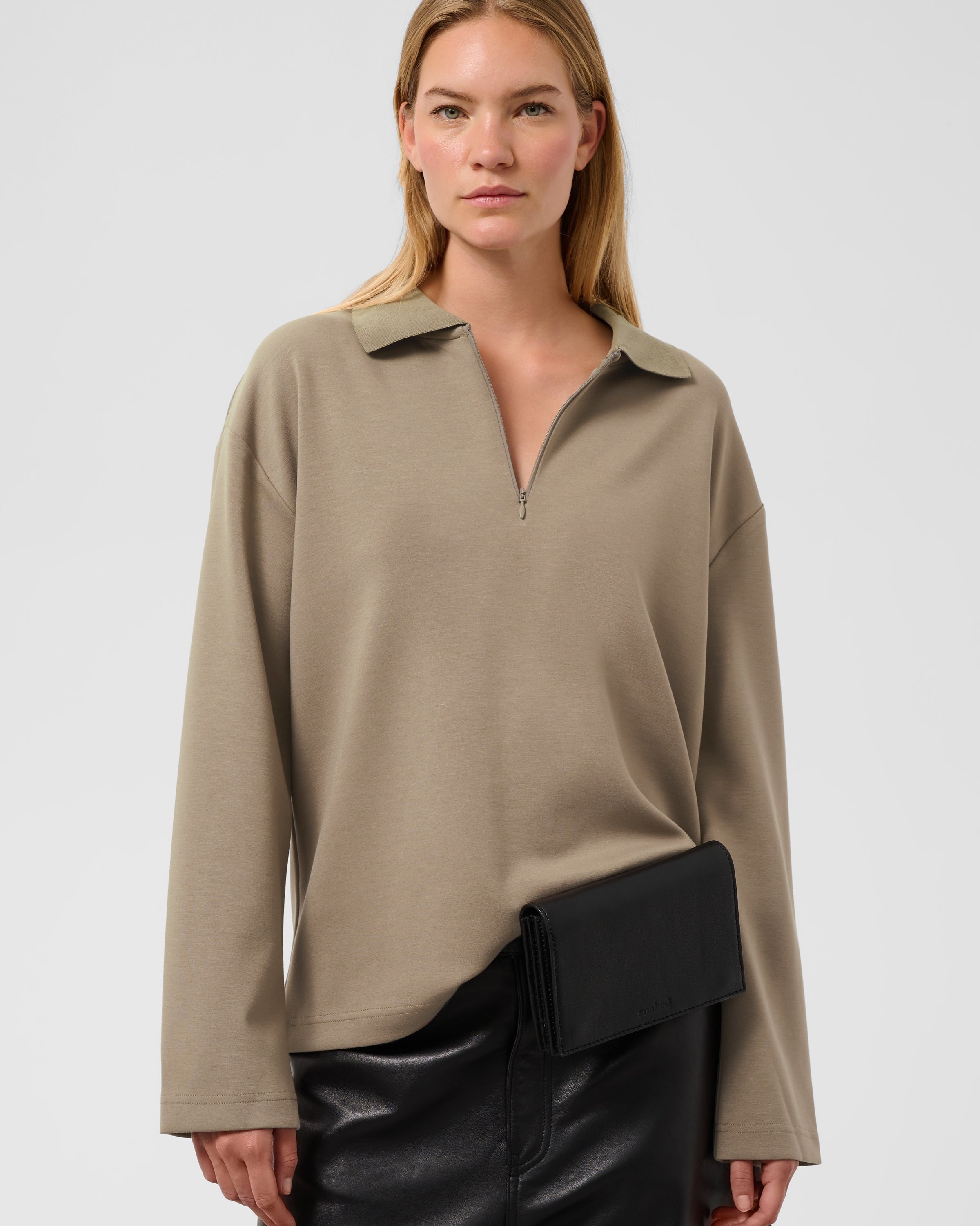 SOAKED MARIGOLD POLO SWEATSHIRT - WALNUT