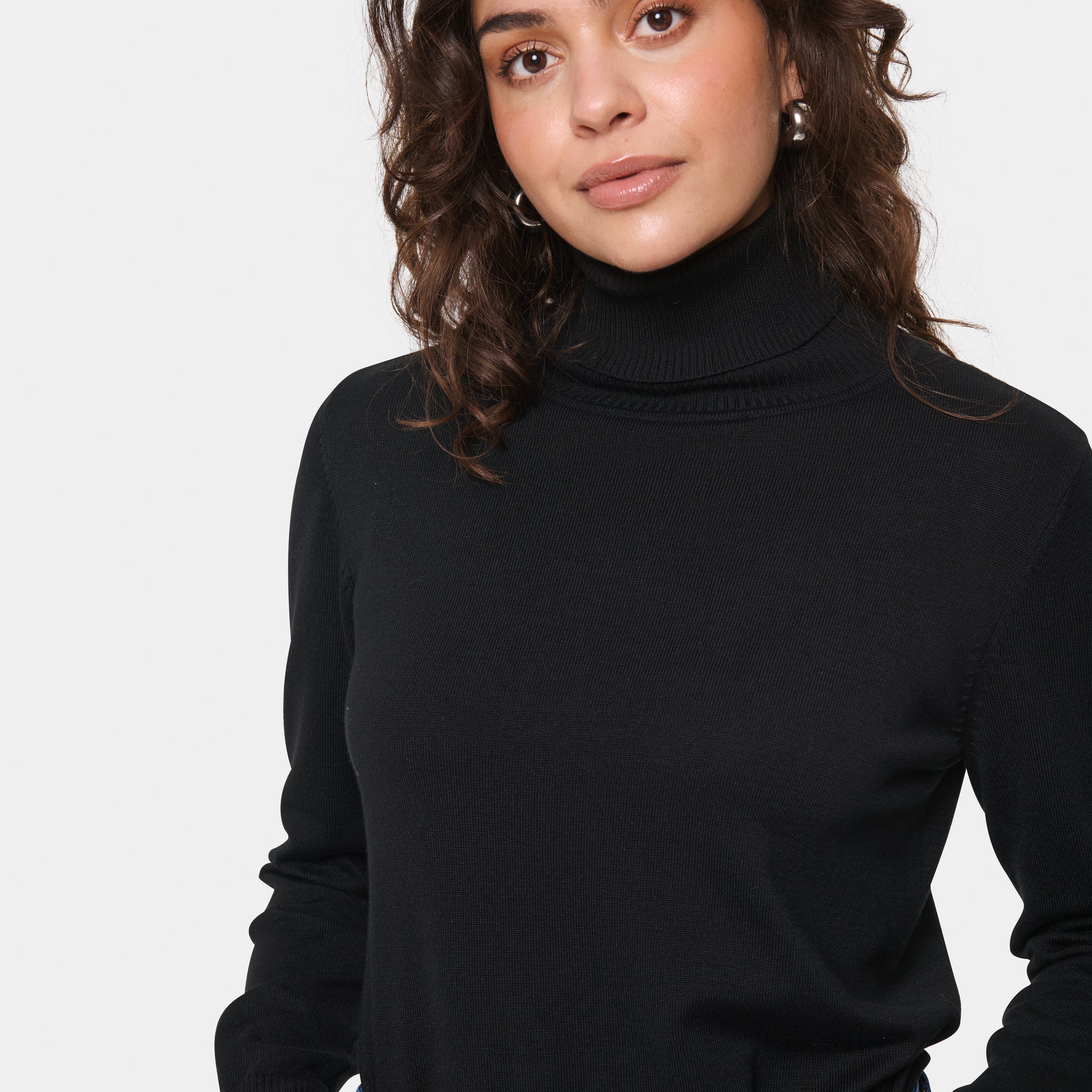 SAINT TROPEZ MILA ROLLNECK PULLOVER - BLACK
