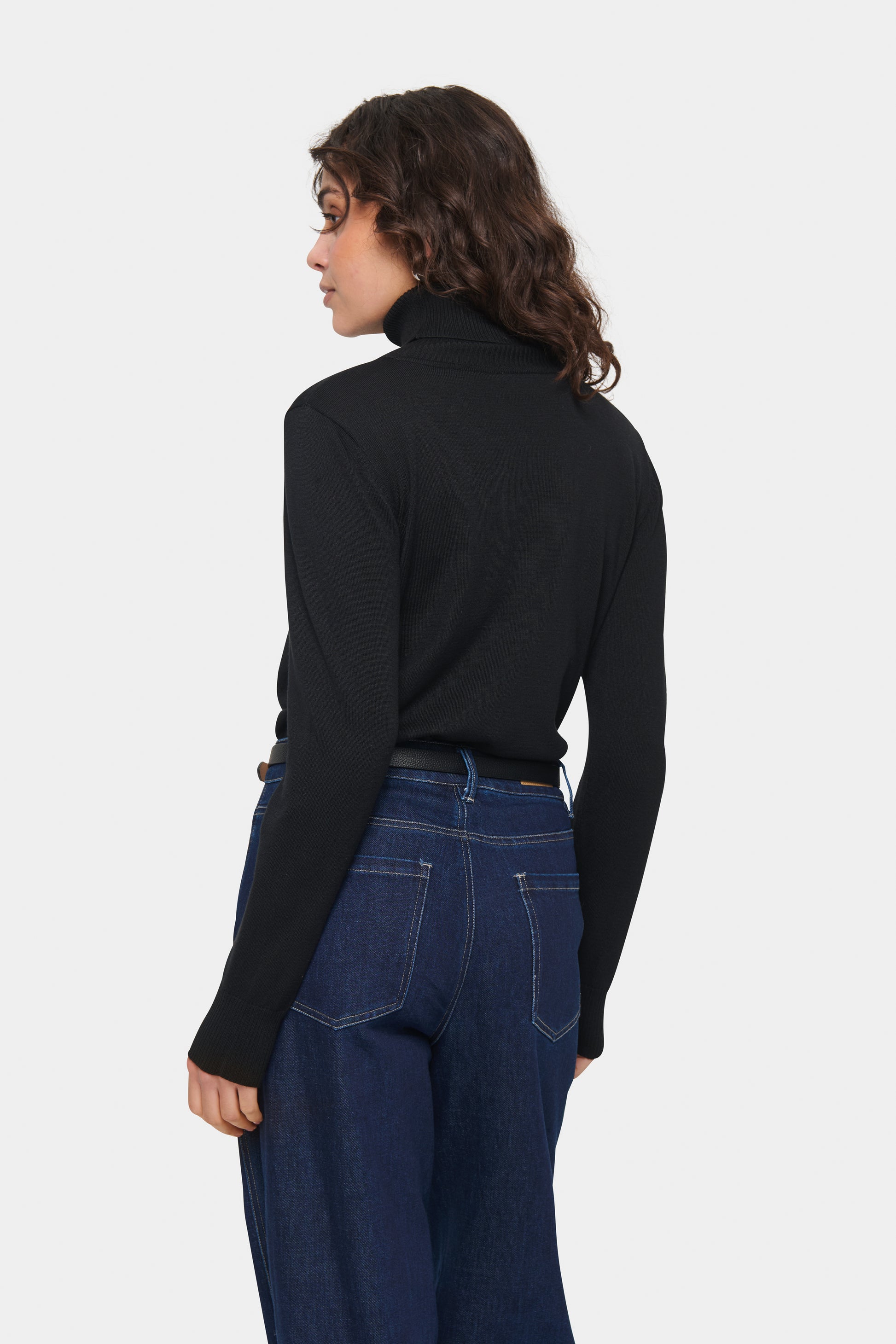 SAINT TROPEZ MILA ROLLNECK PULLOVER - BLACK