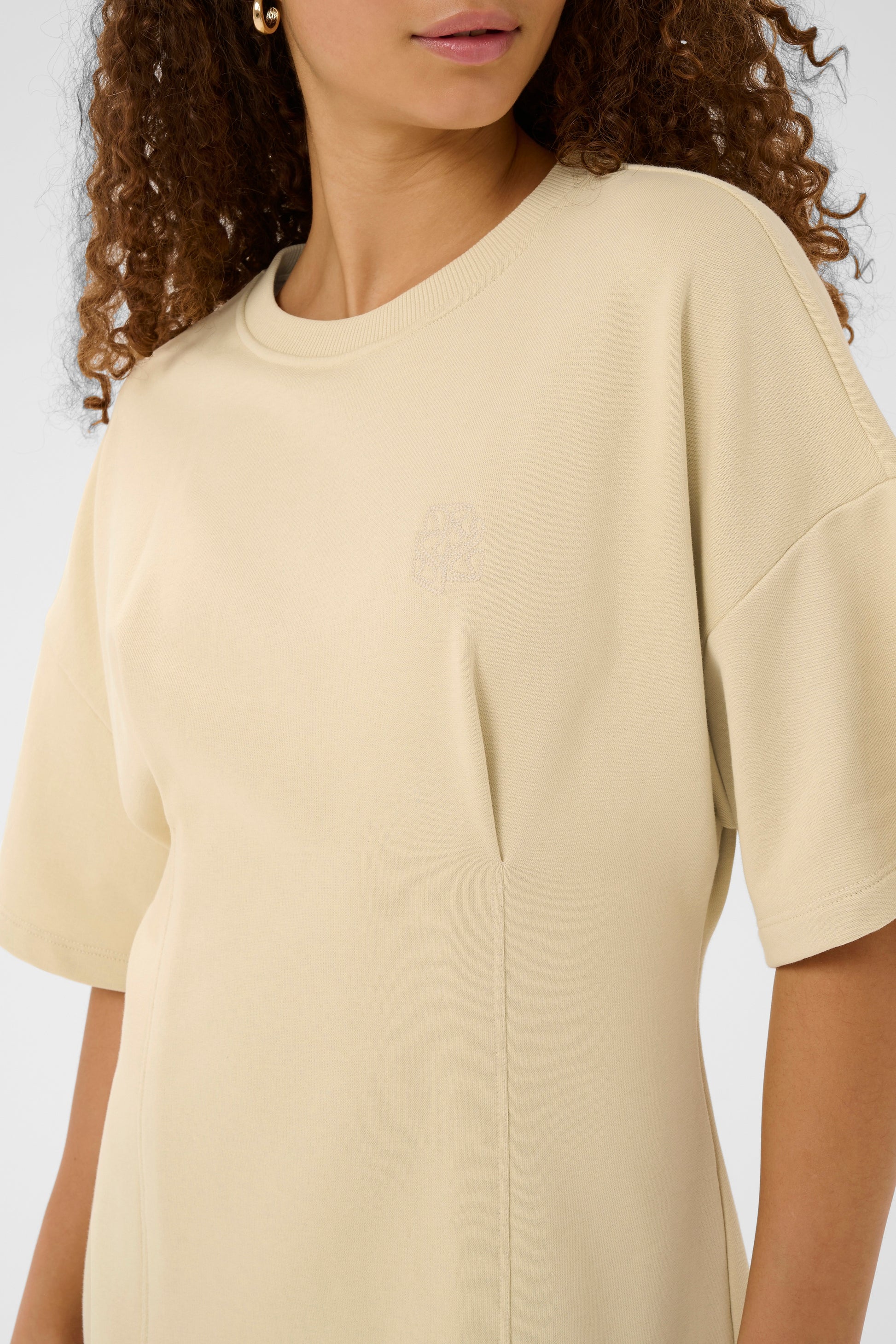 SAINT TROPEZ PAULETTE SWEAT DRESS - BROWN RICE
