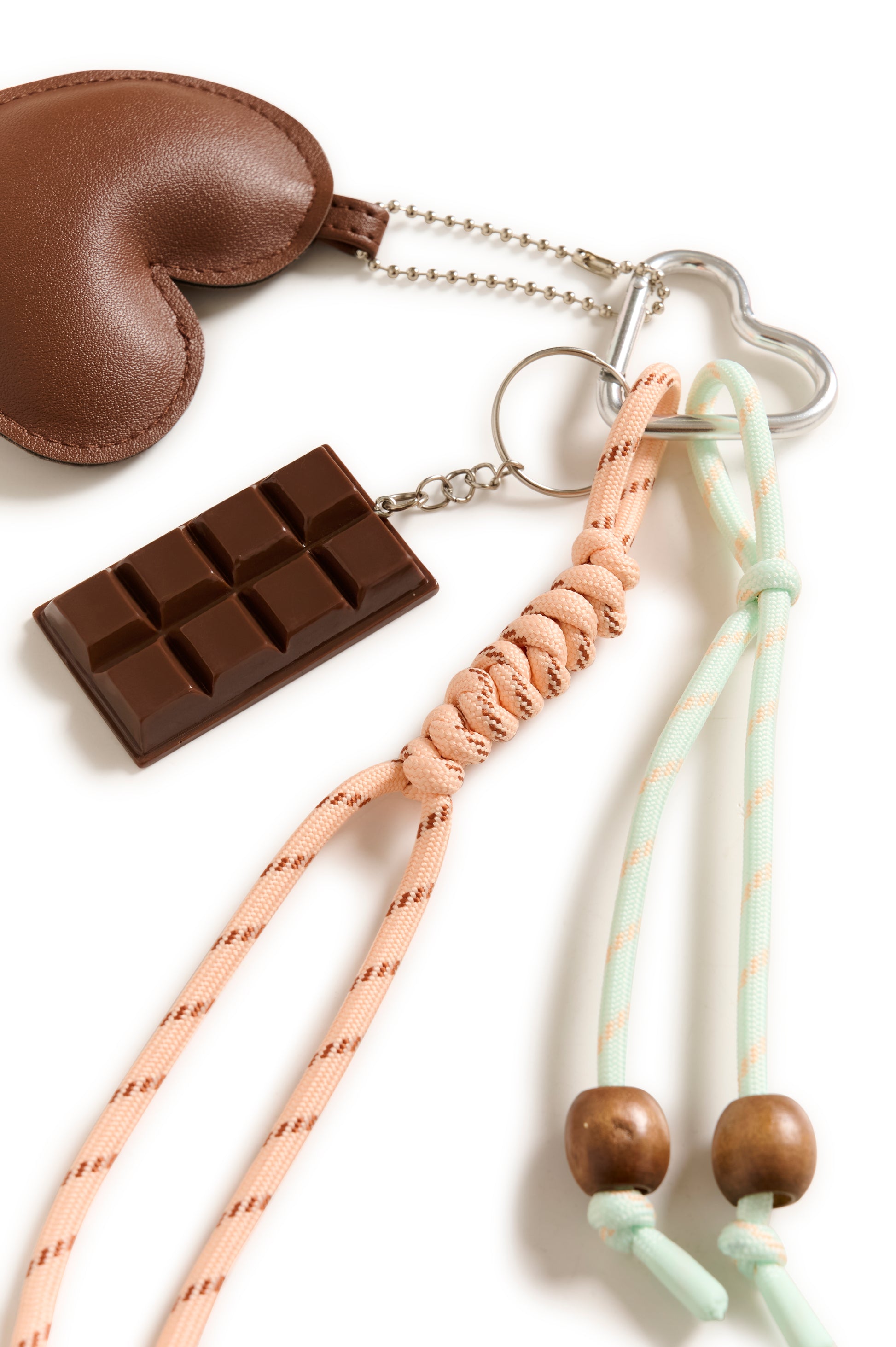 SAINT TROPEZ BAG CHARM - BROWN