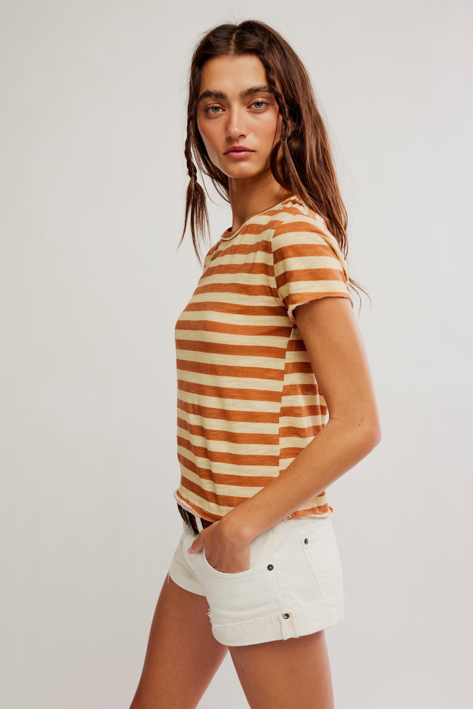 FREE PEOPLE NORA TEE - MOCHA COMBO