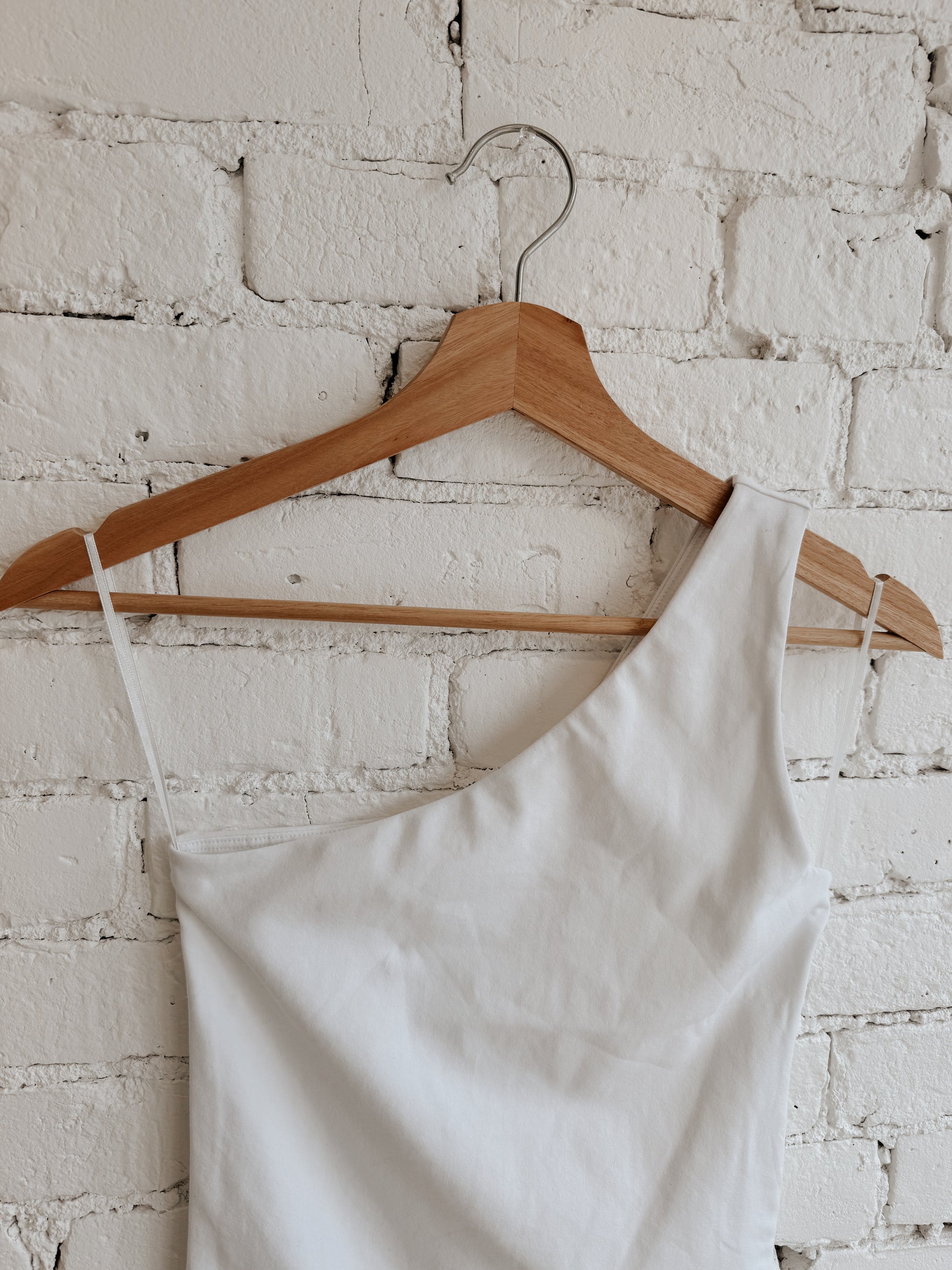 COTTON CORE SUNNY ONE SHOULDER TOP - WHITE
