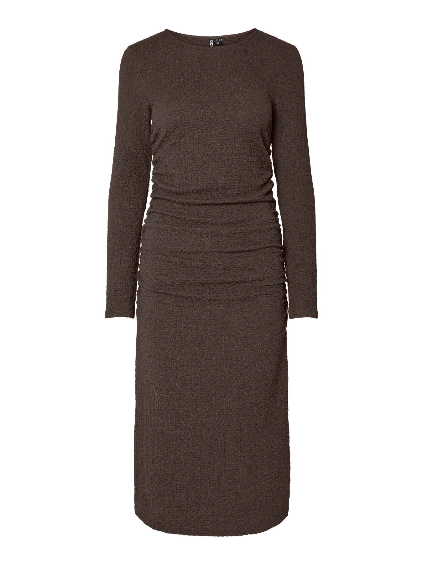 PIECES JAMAL TEXTURED RUCHED MIDI DRESS - HOT FUDGE