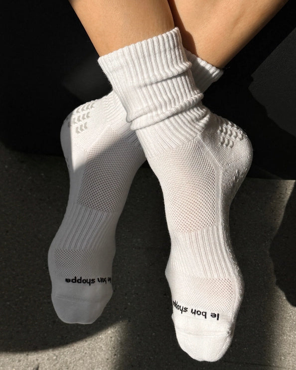 LE BON SHOPPE GYM GRIP SOCKS - WHITE