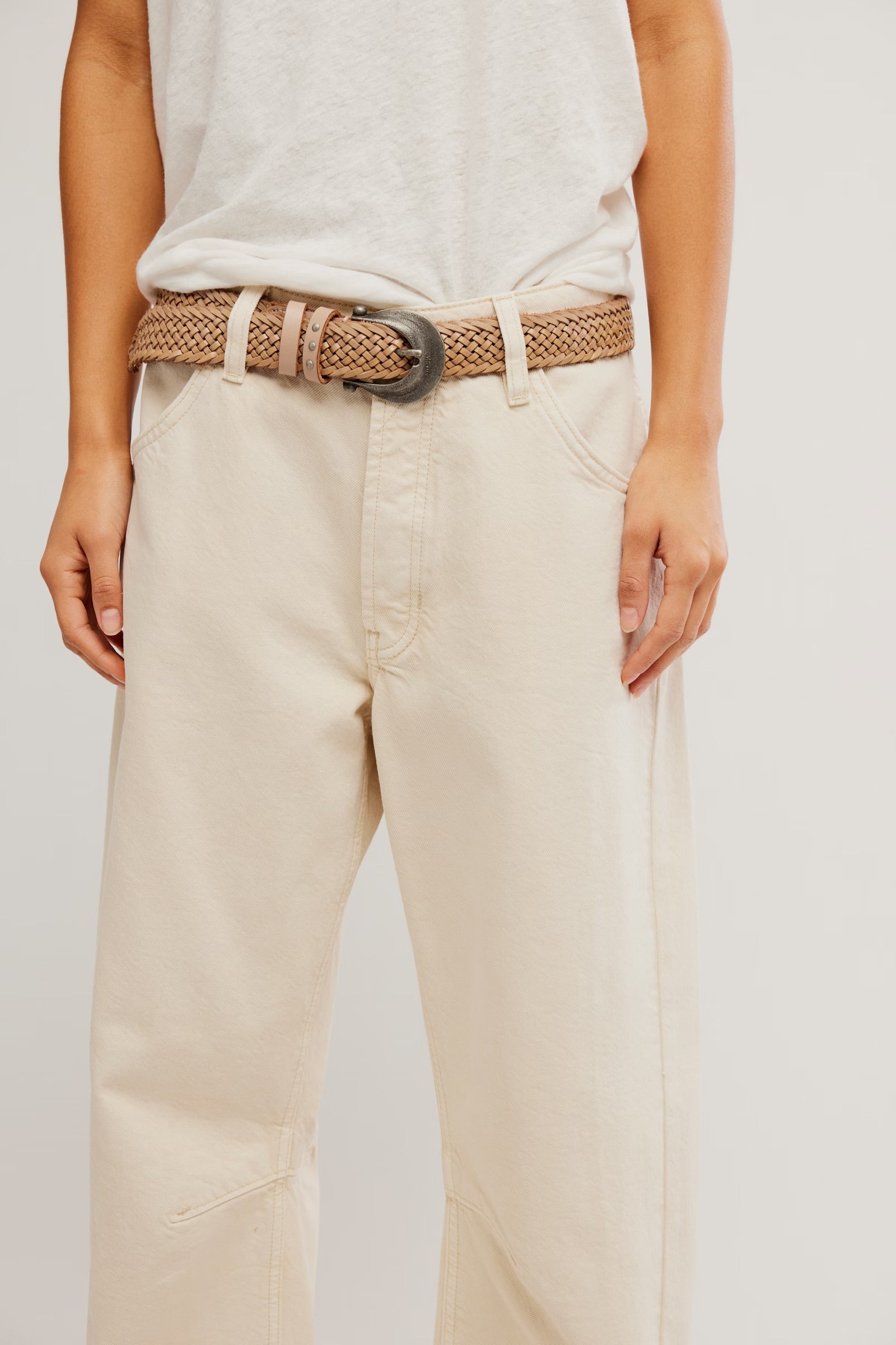 FREE PEOPLE MINIMALIST MOXIE BARREL JEANS - DUSTY ROADS