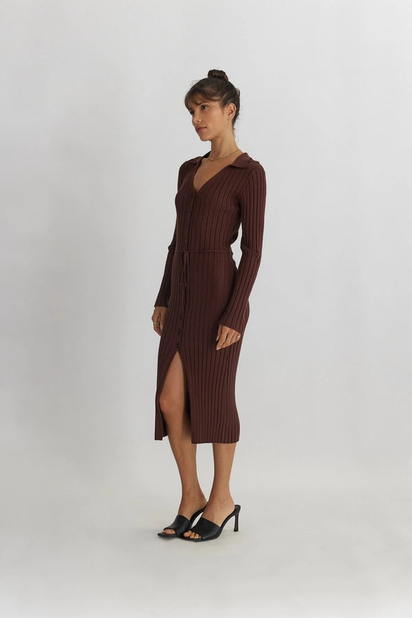 THE DANA RIBBED DRESS - CHESTNUT