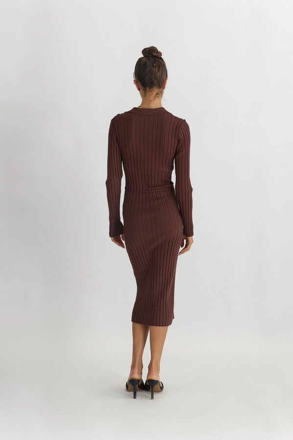 THE DANA RIBBED DRESS - CHESTNUT