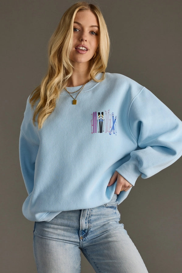 APRES SKI CLUB SWEATSHIRT - LIGHT BLUE