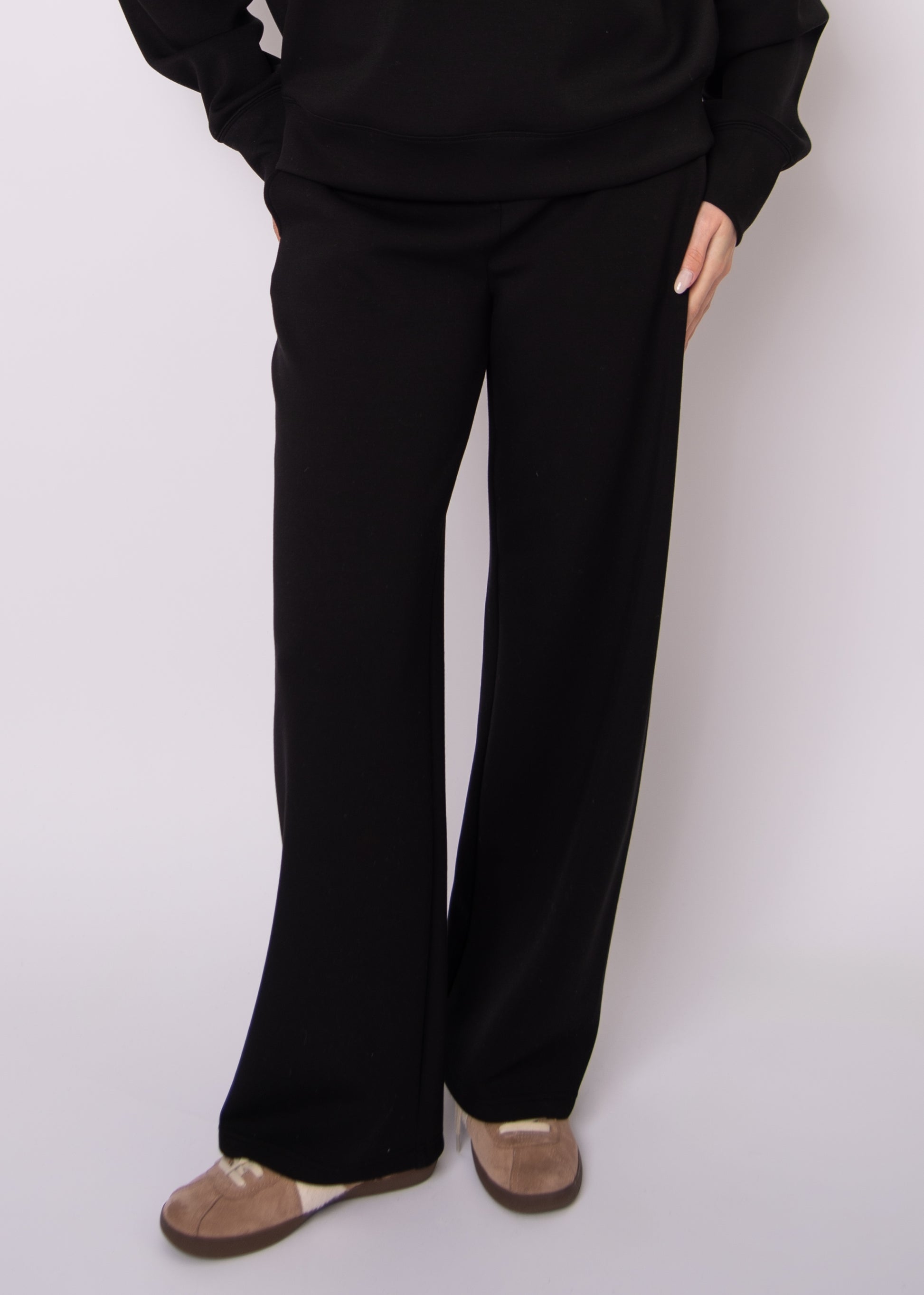 VICTORIA SOFT KNIT STRAIGHT LEG PANTS - BLACK