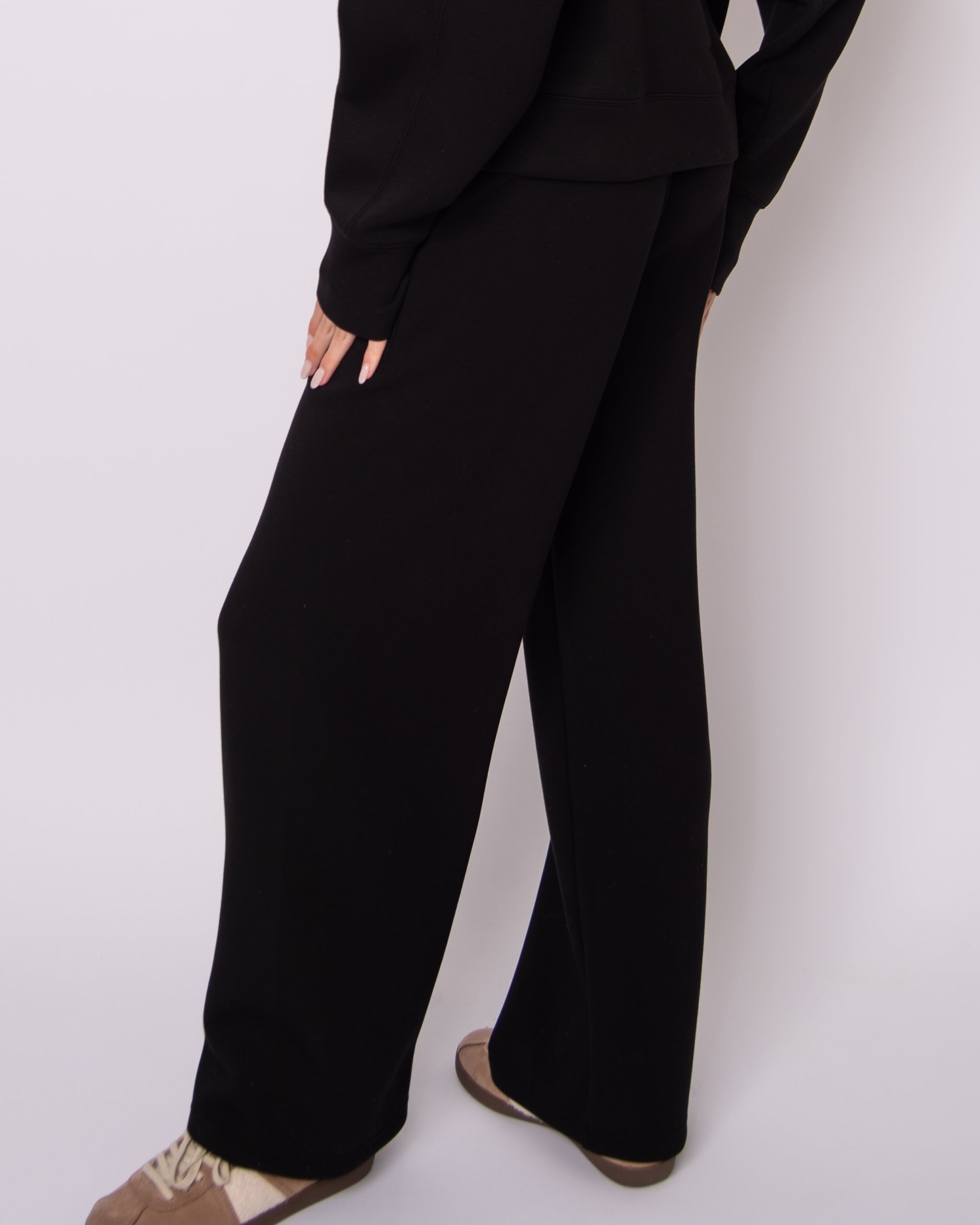 VICTORIA SOFT KNIT STRAIGHT LEG PANTS - BLACK