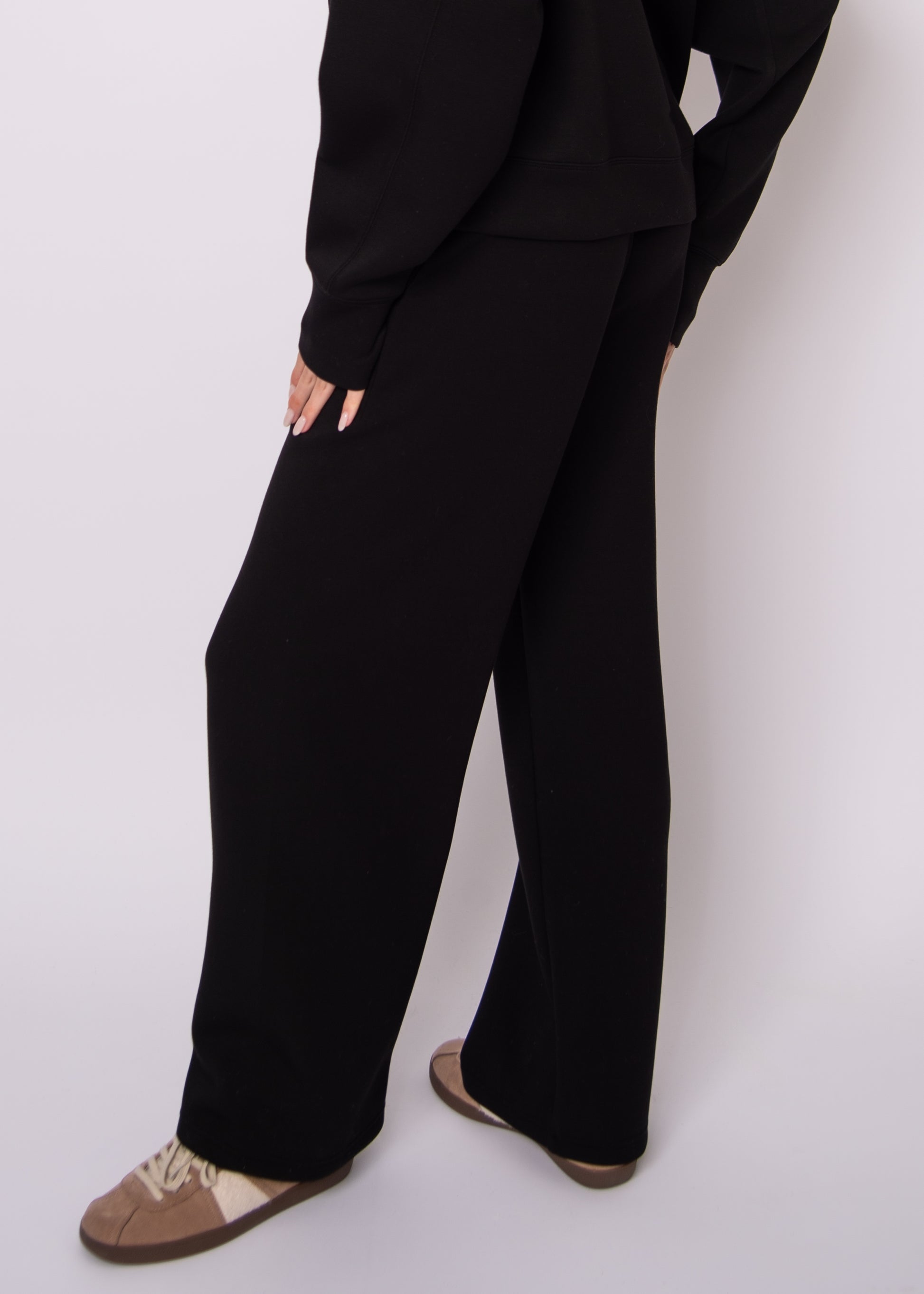 VICTORIA SOFT KNIT STRAIGHT LEG PANTS - BLACK