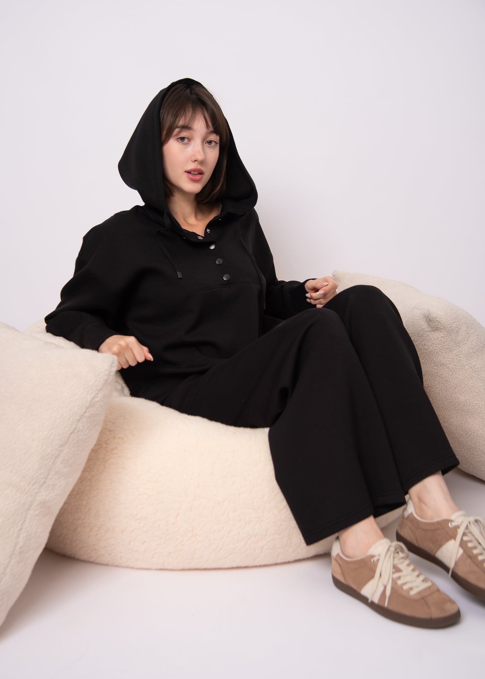 SALLIE SOFT KNIT SNAP FRONT HOODIE - BLACK