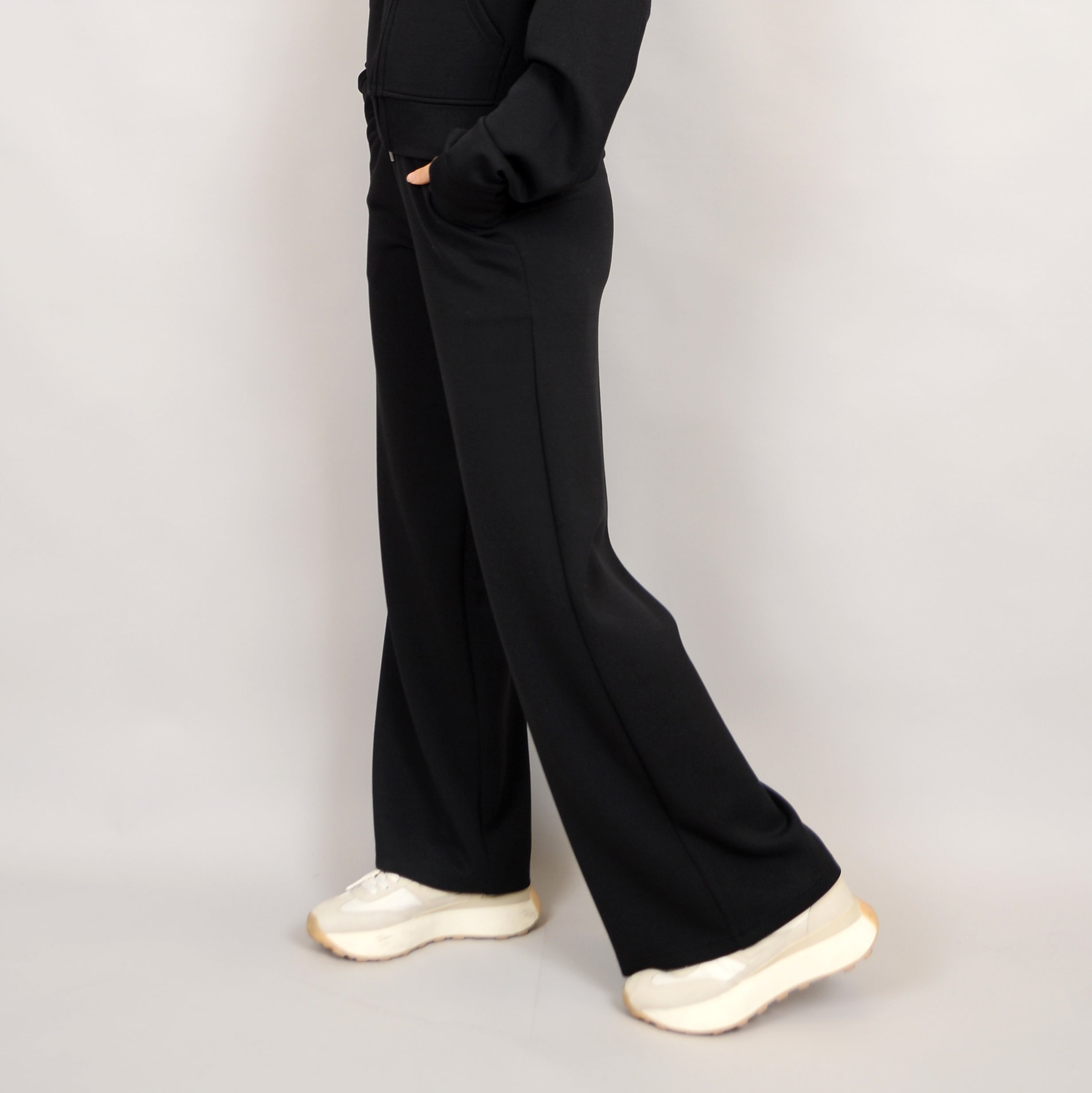 VAE SOFT KNIT DRAWSTRING PANTS - BLACK